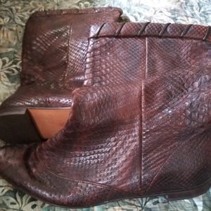 WOMEN'S Devotte Ankle Boots Sz 38 1/2 Like New